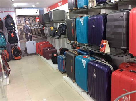 vip luggage store near me.